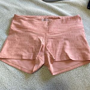 Nobull Brooke wells shorts